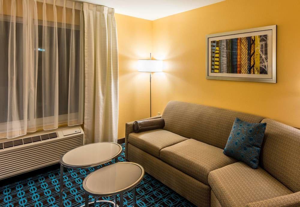 Fairfield Inn & Suites By Marriott Atlanta Фейрберн Экстерьер фото
