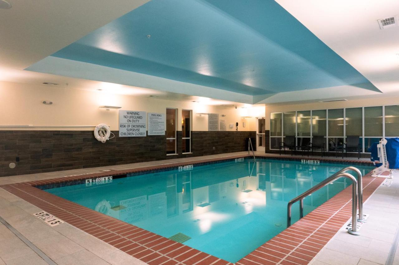Fairfield Inn & Suites By Marriott Atlanta Фейрберн Экстерьер фото